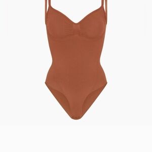 NWT - SKIMS Seamless Sculpt Brief Bodysuit - Bronze XL